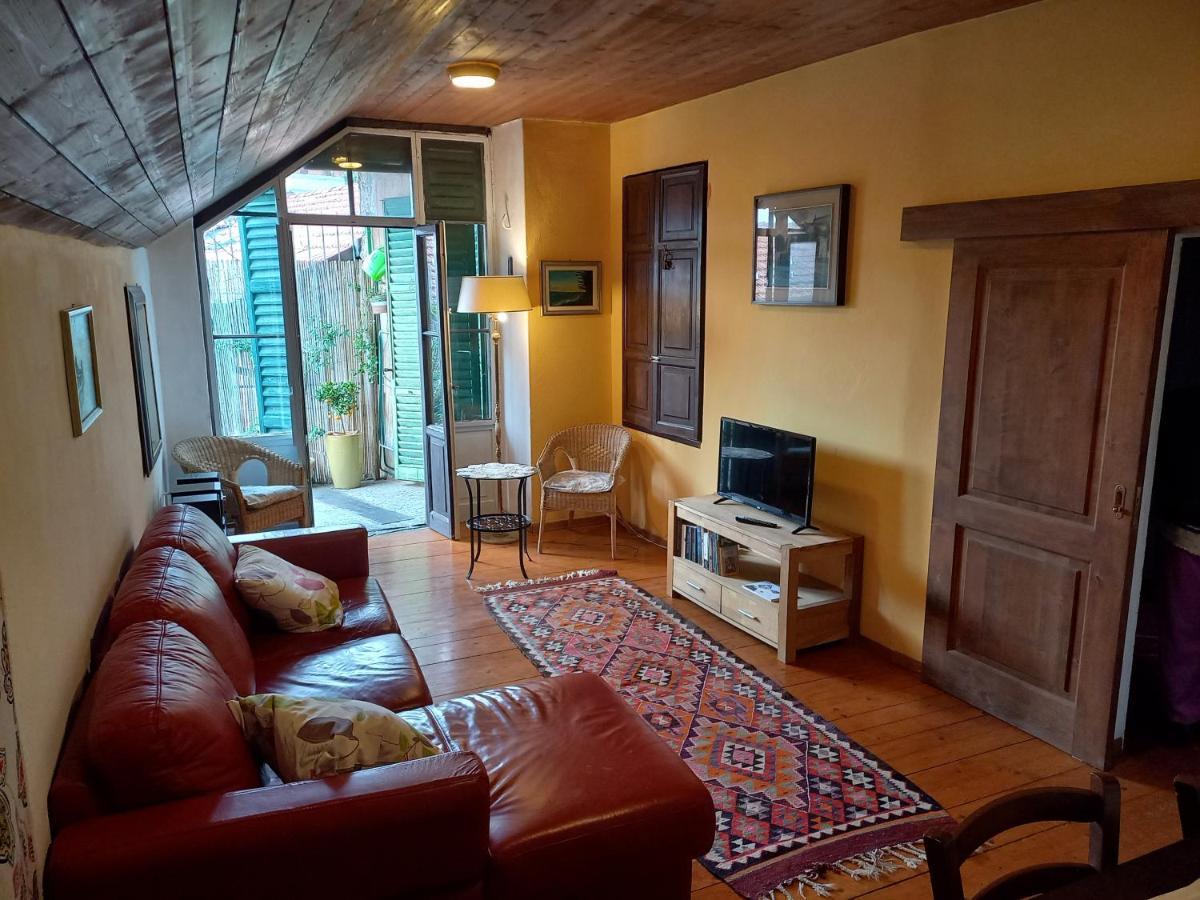 Antica Casa Al Lago Oggebio Exteriör bild