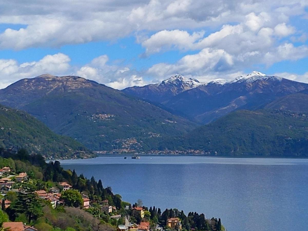 Antica Casa Al Lago Oggebio Exteriör bild